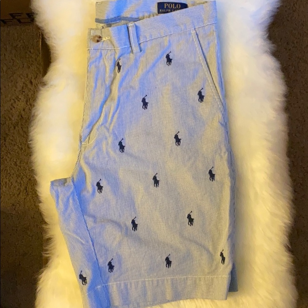 SOLD Polo Ralph Lauren Pony Crest Seersucker short - Picture 2 of 6